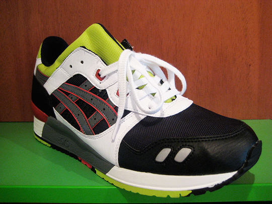 asics_3.jpg