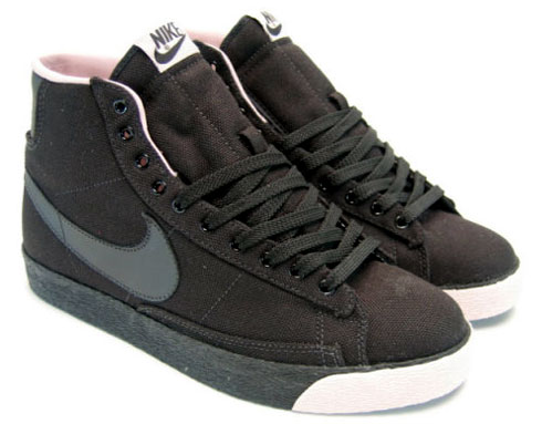 Nike WMNS Blazer Mid Basic - Black/Champagne