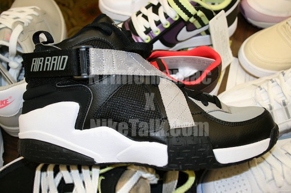 Air Raid Retro for Summer 2008