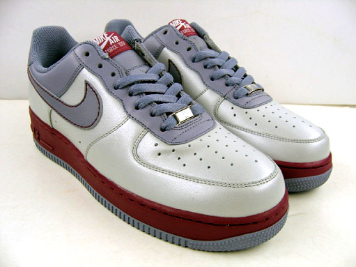 af1-wmns-mtlc-platinum-01.jpg