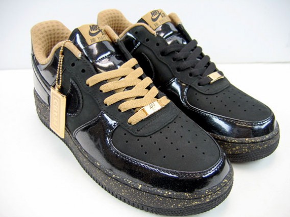 Nike WMNS Air Force 1 Premium CB34 - Black/Metallic Gold