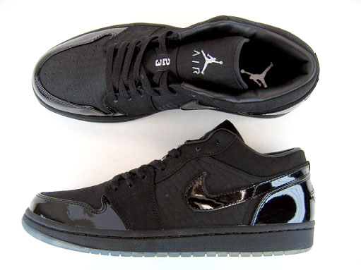 aj1_black_croc_002.jpg