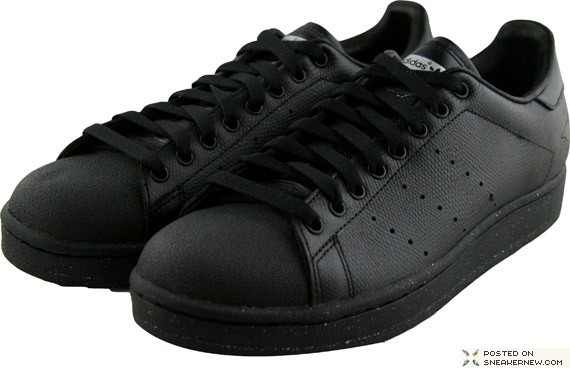 Adidas Official - Black Animal Pack - Stingray