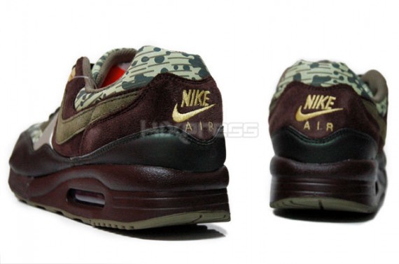 Nike Air Max Light - Forset Funk - Army Camo