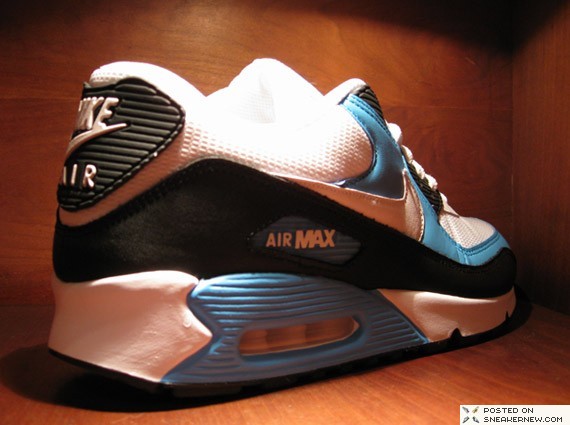 air-max-90-vivid-blue-03.jpg