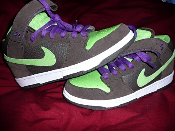 Nike Dunk SB Mid – Baroque Brown / Radiant Green Sample