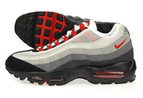 Nike Air Max 95 'Chilli' @ JD Sports