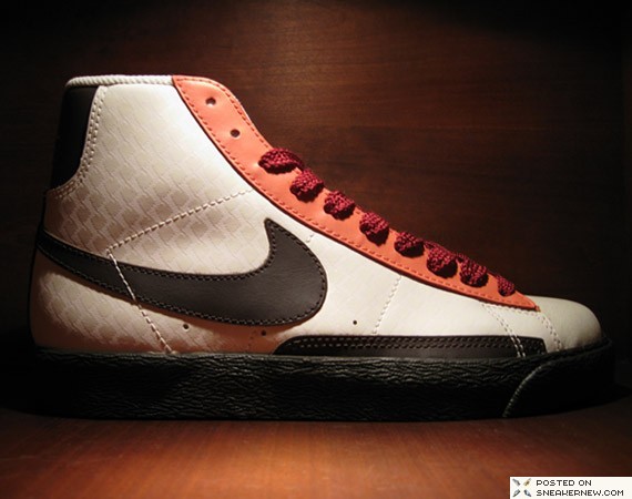 Nike WMNS Blazer Mid – Linen white