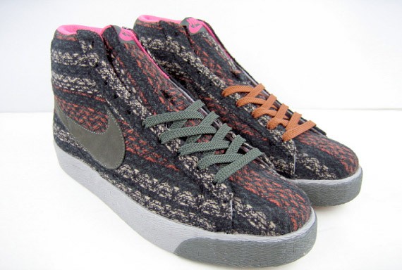 nike-wmns-blazer-blanket-1.jpg