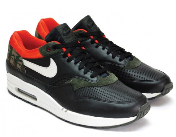 Nike Air Max 1 - Football Friendly - Black-Dark Army