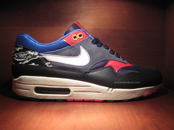 Nike Air Max 1 -  Football Friendly - Black / Blue