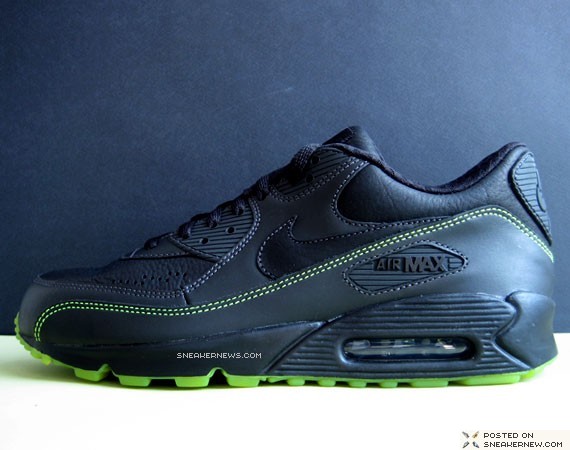 Nike Air Max 90 Solido Rudo Quickstrike Update