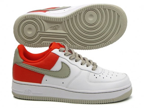 Nike WMNS Air Force 1 - White/Stone Engine/Orange Blaze