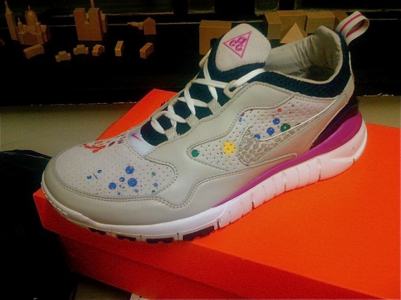 Nike Wildwood 90 Free Trail Paint Splatter