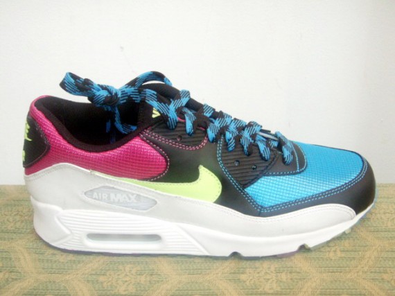 Nike Air Max 90 Quickstrike - Carnival