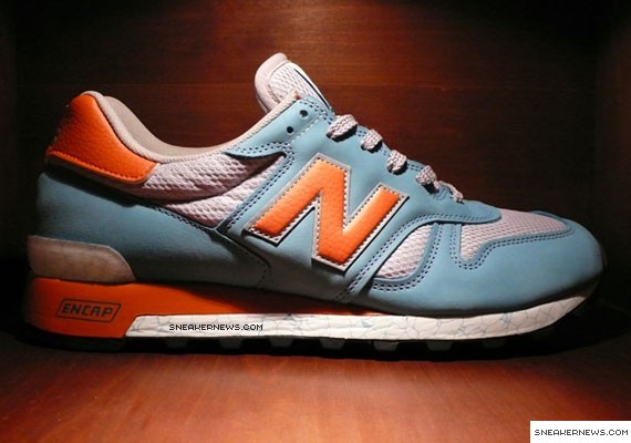 01-nb-1300-blue.jpg