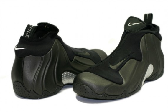 Nike Air Flightposite Retro - Black - Metallic Silver