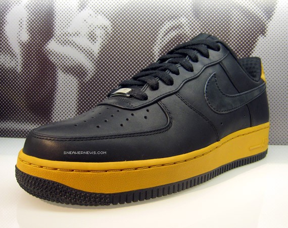 House Of Hoops Exclusives - Nike Air Force 1 - Black Premiums