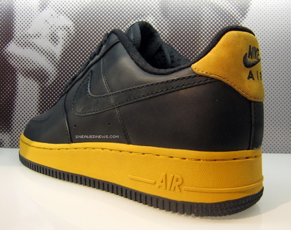 House Of Hoops Exclusives - Nike Air Force 1 - Black Premiums