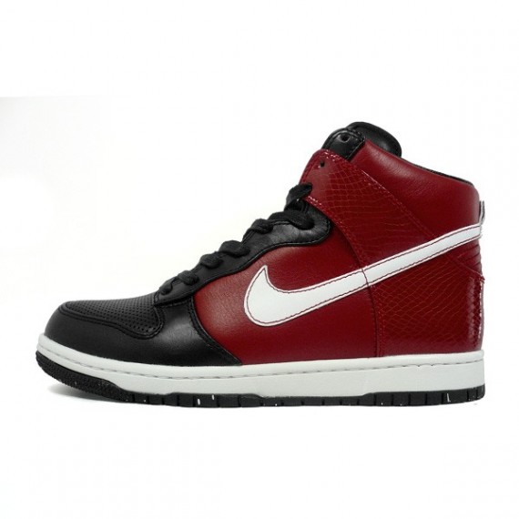 Nike Dunk High Supreme 2008 - Varsity Red