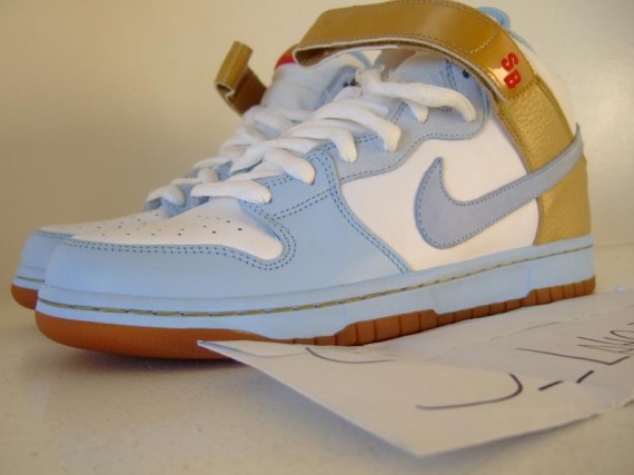 Nike Dunk Mid SB - Clubber Lang Inspired