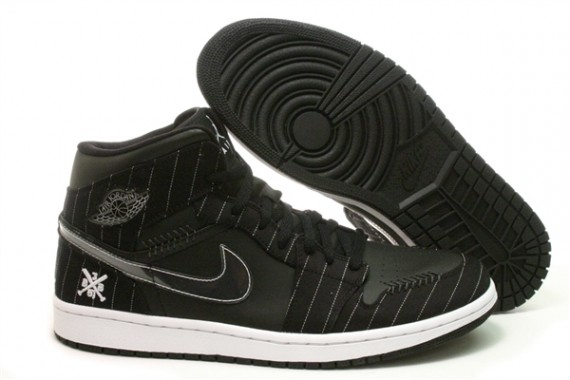 Air Jordan 1 - Opening Day Black Edition