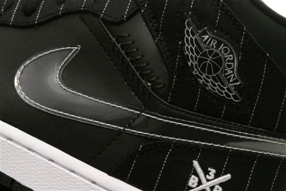 Air Jordan 1 - Opening Day Black Edition