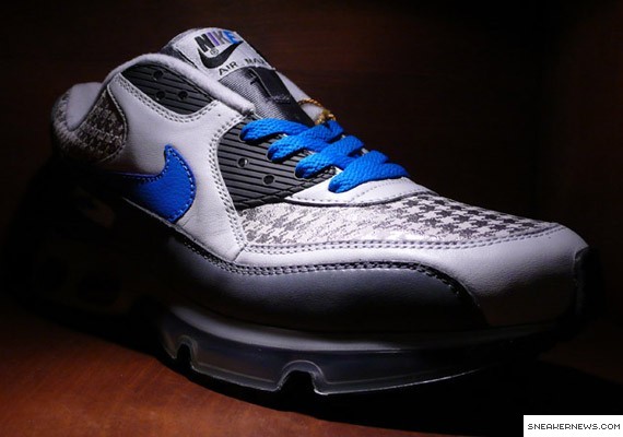 air-max-90-36-hounds-02.jpg