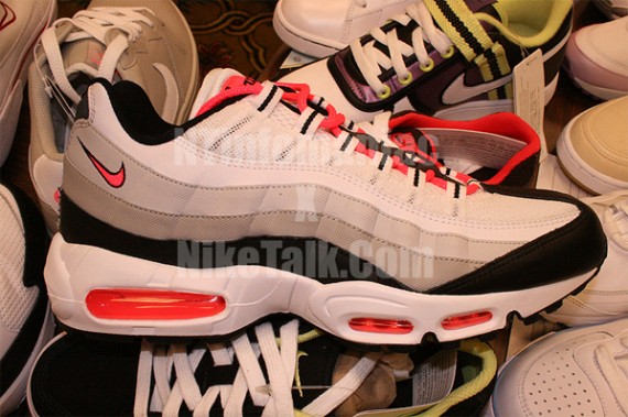 Nike Air Max 95 – Rebel Pack – Hot Lava