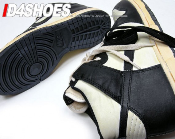 Nike Vintage Dunk High - Black - White