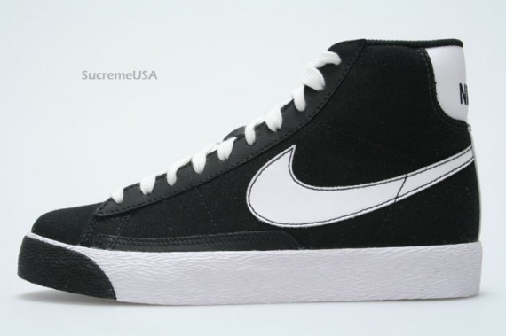 blazer-gs-black-denim-white-2.jpg