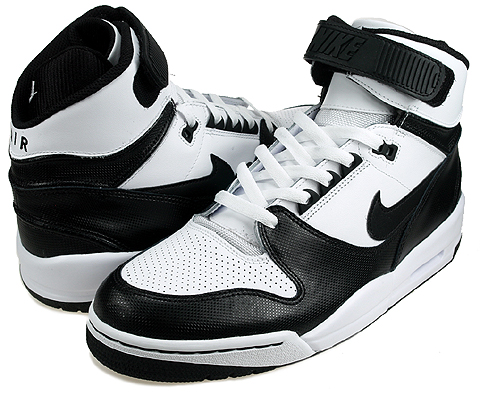 Nike Air Revolution High – Black/Black/White