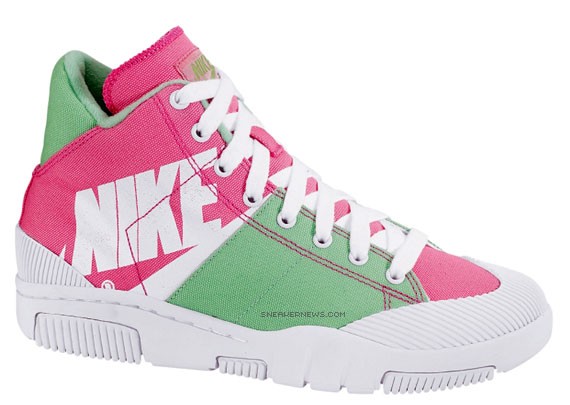 Nike Womens Outbreak High Retro