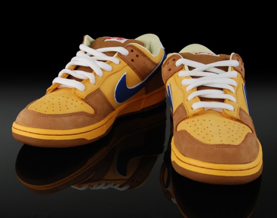 Nike SB Dunk Low Premium - New Castle Beer Inspired