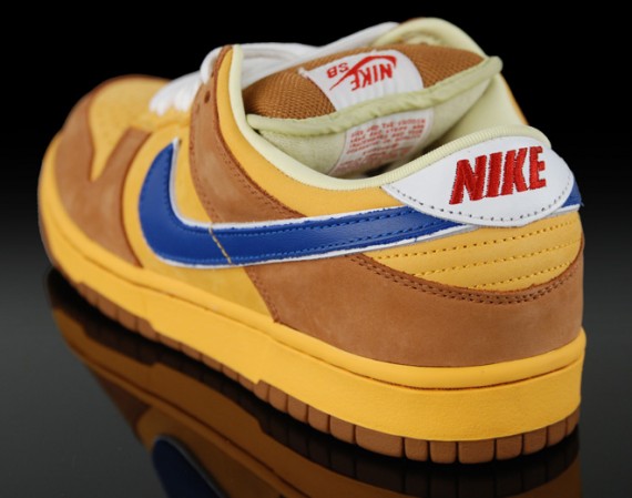 Nike SB Dunk Low Premium - New Castle Beer Inspired