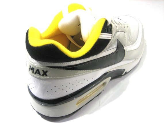 Nike Air Classic BW - Grey - Black - Varsity Maize