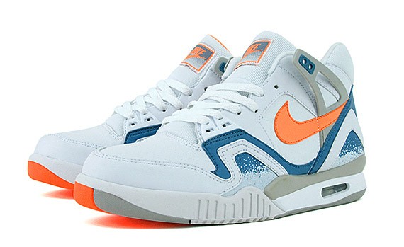 Nike Air Tech Challenge II LE – White – Tart – Clay Blue – Granite