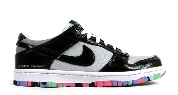 Nike Dunk Low WMNS – White – Black – Tourmaline