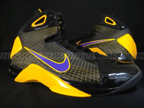 Nike Hyperdunk Kobe Bryant PE - Black - Maize - Released