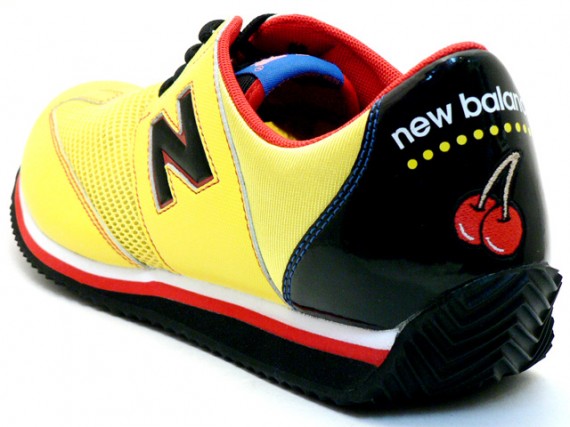 New Balance CM320MYR - Yellow - Black - Cherries