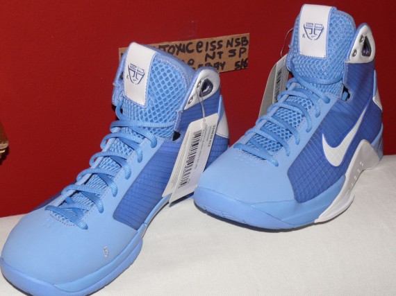 Nike Hyperdunk - Argentina Edition - Manu Ginobili - SAMPLE