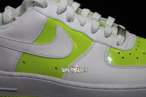 Nike Air Force 1 07 Core WMNS - Volt - White