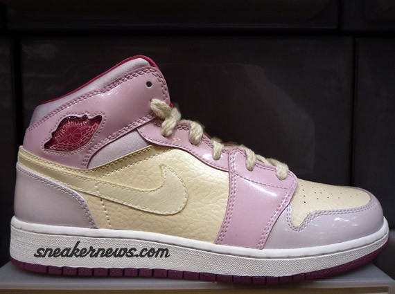 Air Jordan 1 (GS) - Soft Pearl - Venice - Pink Illusion