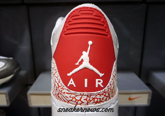 Air Jordan Force III (GS) - White - Comet Red