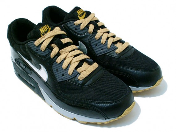 Nike Air Max 90 - Black - Gold - Silver