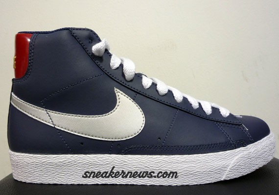 Nike Blazer High - Midnight Navy - Metallic Silver