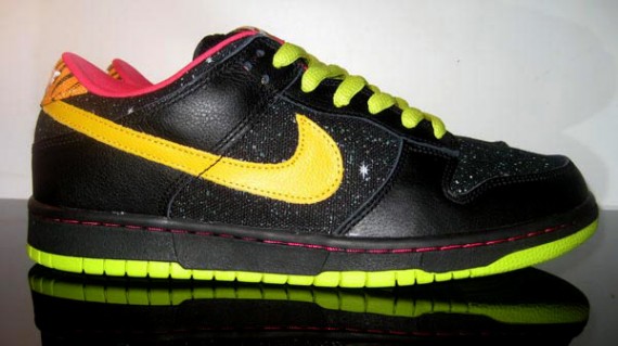 Nike Dunk Low SB x Randy Colvin - Space Tiger