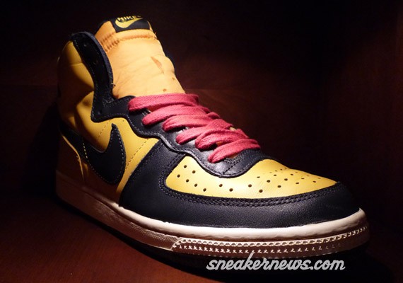 Nike Vintage Terminator High - White - Green + Yellow - Navy