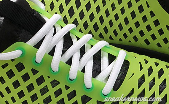 Nike Rejuven8 LE - Green Spark - Black - Volt