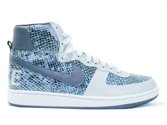 Nike Terminator High Supreme – Snake Skin – Silver – Navy